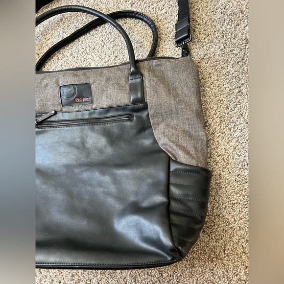 Cybex Platinum Priam Changing Bag Black Gray Women’s Travel Carry Baby Tote Zip - Picture 8 of 15